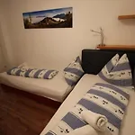 Appartementhaus Lercher * Флаттах