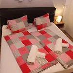 Appartementhaus Lercher * Флаттах