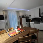 Апартаменты Appartementhaus Lercher Флаттах
