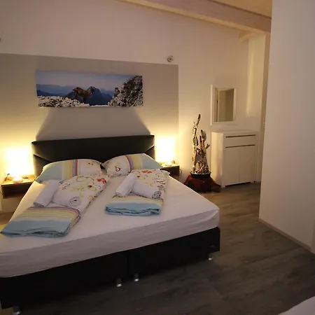 Apartment Appartementhaus Lercher Flattach